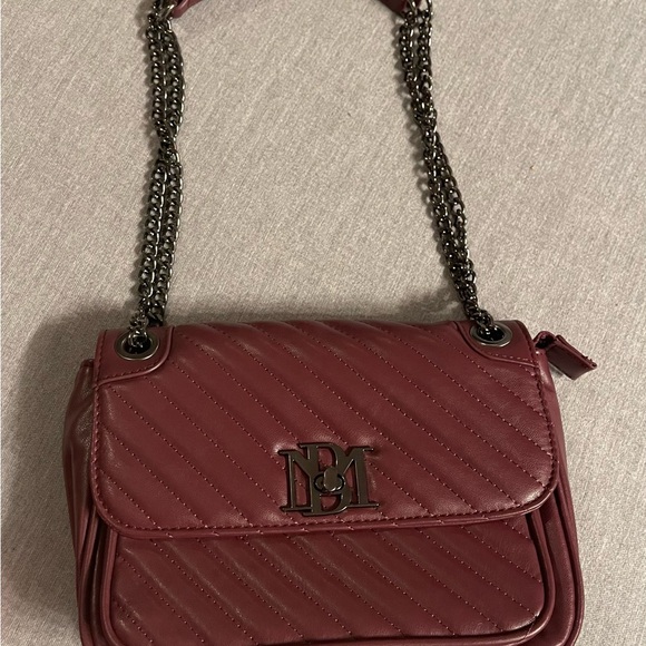 Badgley Mischka Burgundy Quilted Bag - Picture 8 of 8